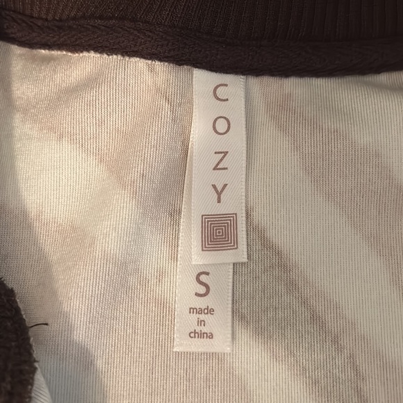 Cozy by LuLaRoe, Bethany - Picture 4 of 6